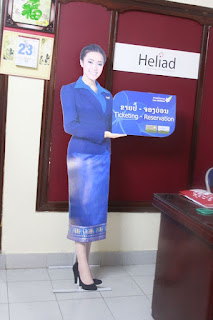 standee hình người standee hình người