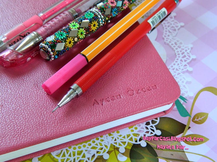 aycanhayatadair yazmak guzeldir