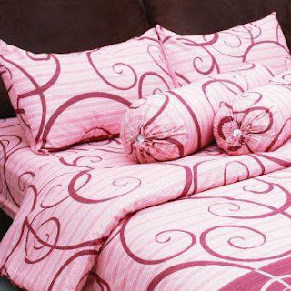 Seprei Special Edition Chelsea Angela - Warna-warni Bermotif Seprei Special Edition Chelsea Angela - Warna-warni Bermotif