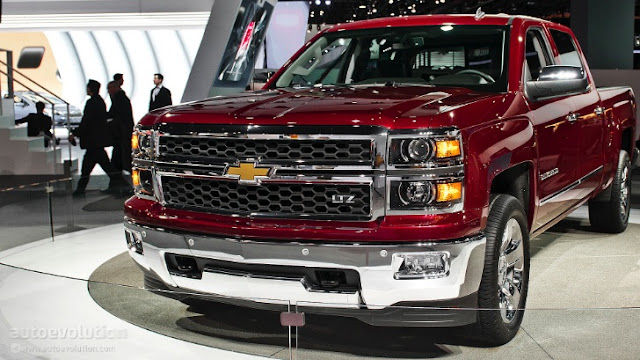 http://2.bp.blogspot.com/-YYT0g1tHJrY/UbCa1TC49pI/AAAAAAAAApE/WHINrSYku6A/s1600/2013-naias-all-new-2014-chevy-silverado-live-photos.jpg