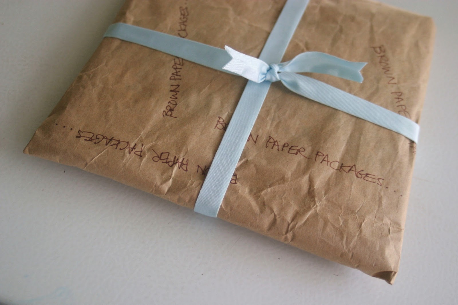 ZsaZsa Bellagio Like No Other Brown Paper Packages