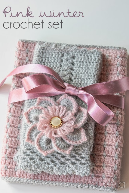 Pink winter crochet set by Anabelia