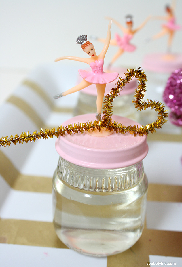 A Bubbly Life DIY Bubble Party Favors & Bubble Solution Recipe