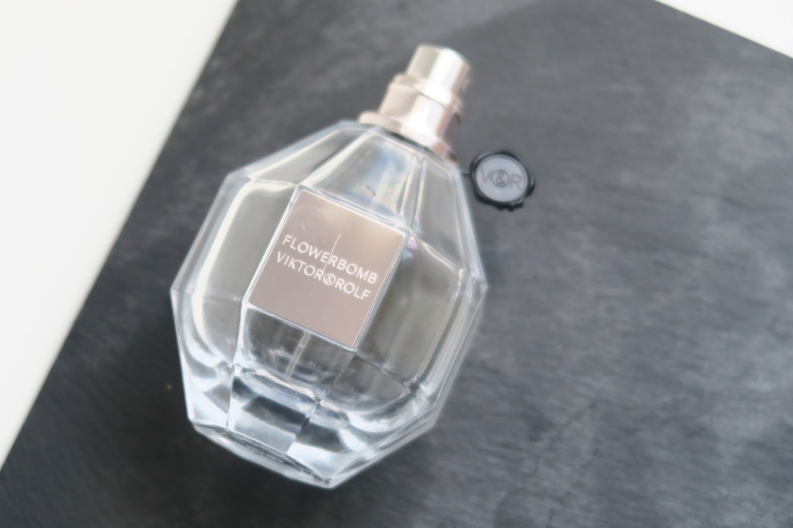 Eden Perfumes vs Viktor & Rolf Flowerbomb This Natural Bee