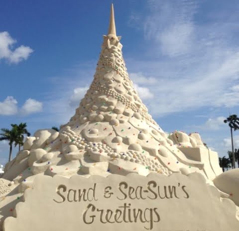 sand Christmas tree in West Palm Beach
