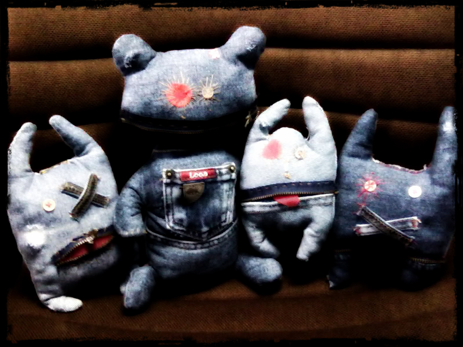 Comel kan? walaupun pembuatan dia agak kasar ^^