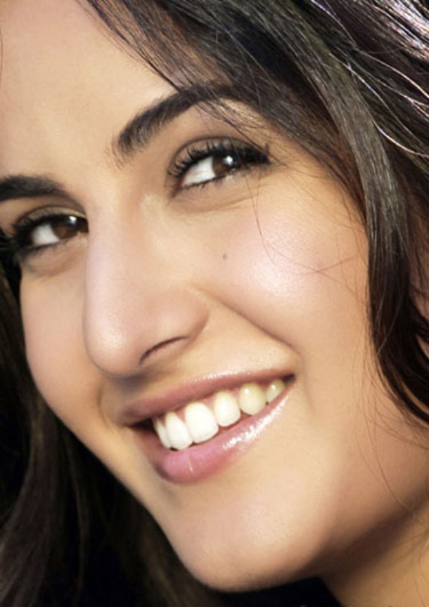 Newest And Cool Katrina Kaif Photos ~ FunGur.BlogSpot.com