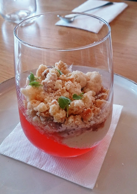 Greenpoint Brasserie, Domaine Chandon, Winery, Coldstream, Yarra Valley, rhubarb crumble