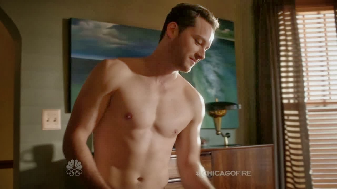 Jesse Lee Soffer Shirtless.