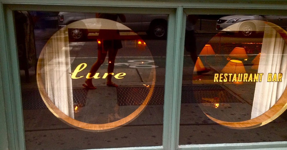 SUPERCALAFASHIONISTIC Lure Fish Bar