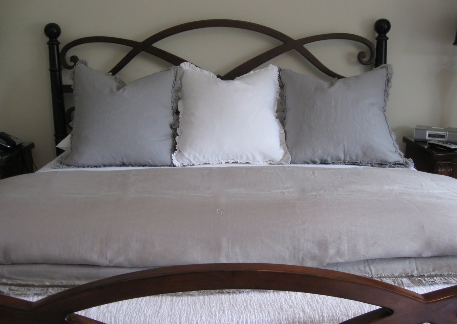 The Yellow Cape Cod Recipe For The Perfect BedWarm Climate or Cooler