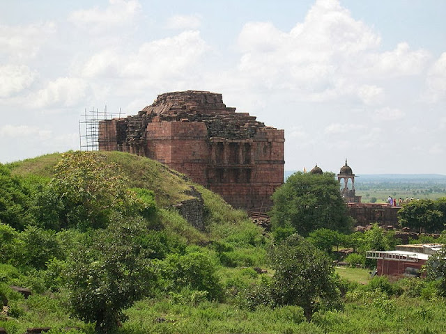 Earthen ramp behind the temple at Bhojpur