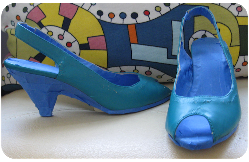 DIY Glitter Shoes Neon Rattail