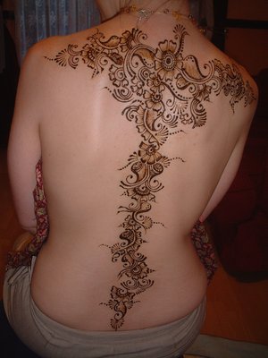 Henna Tattoo Design Henna tattoo on back For a Man