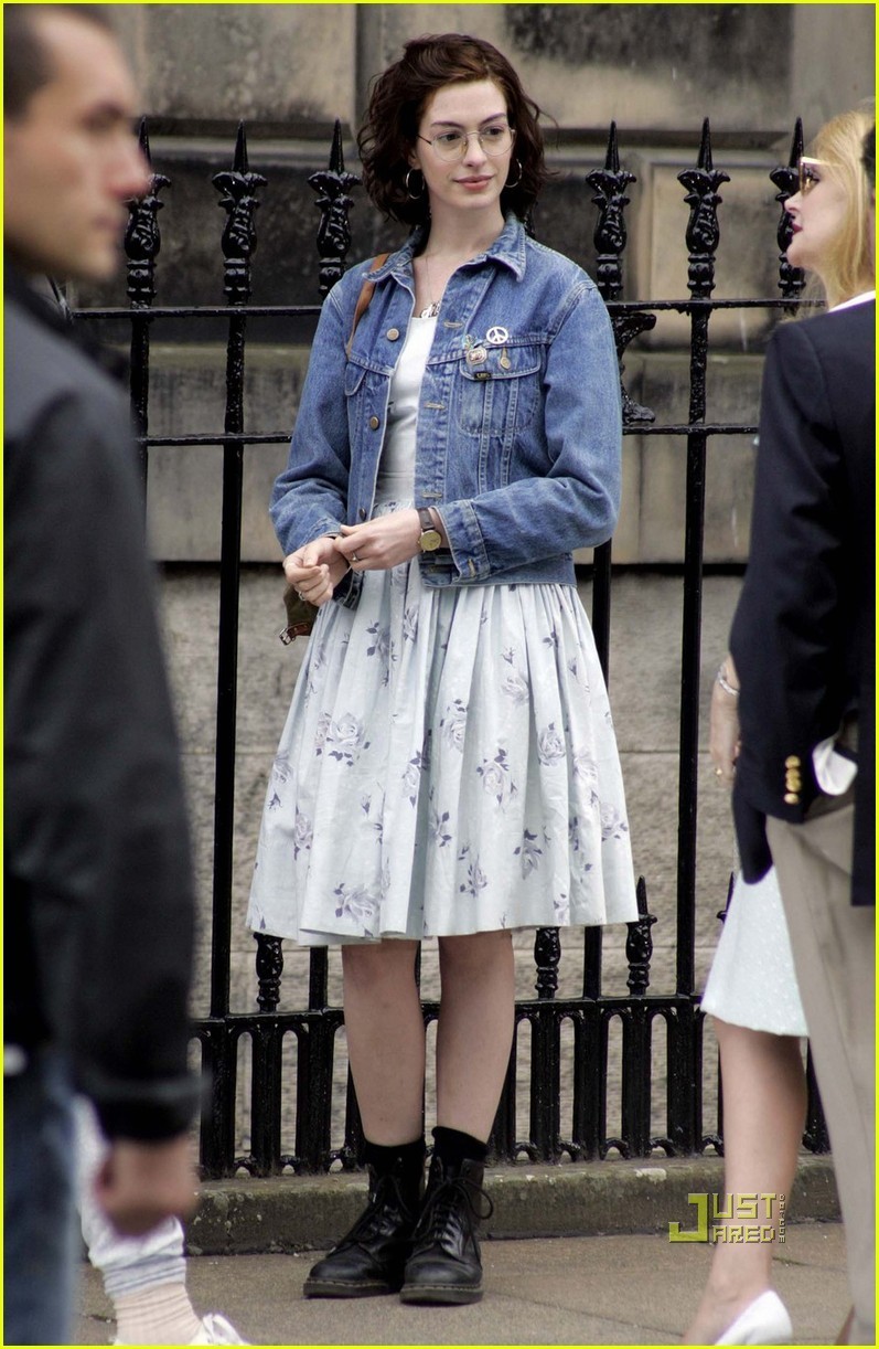 The Fad Madness Style in a Movie Anne Hathaway (One Day)