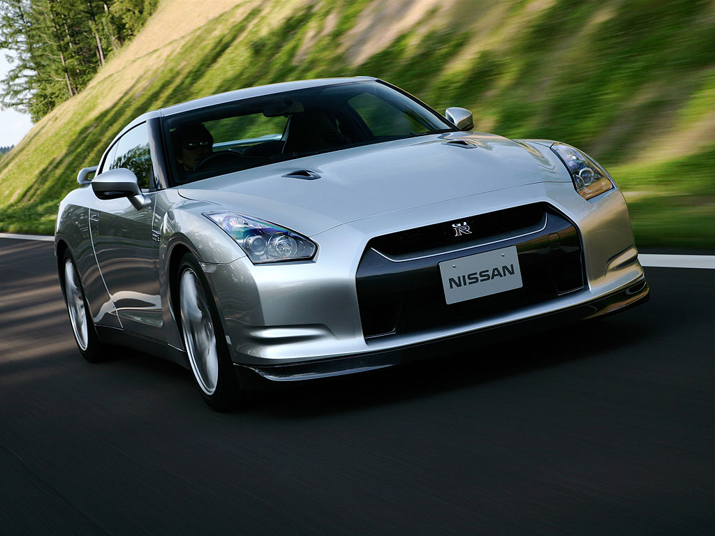 Nissan GT-R