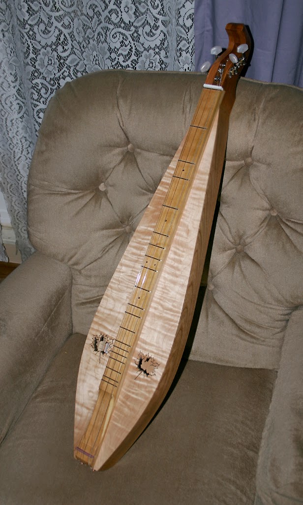 APPFLUTES Virginia Electric Dulcimer with Curly Maple Soundboard