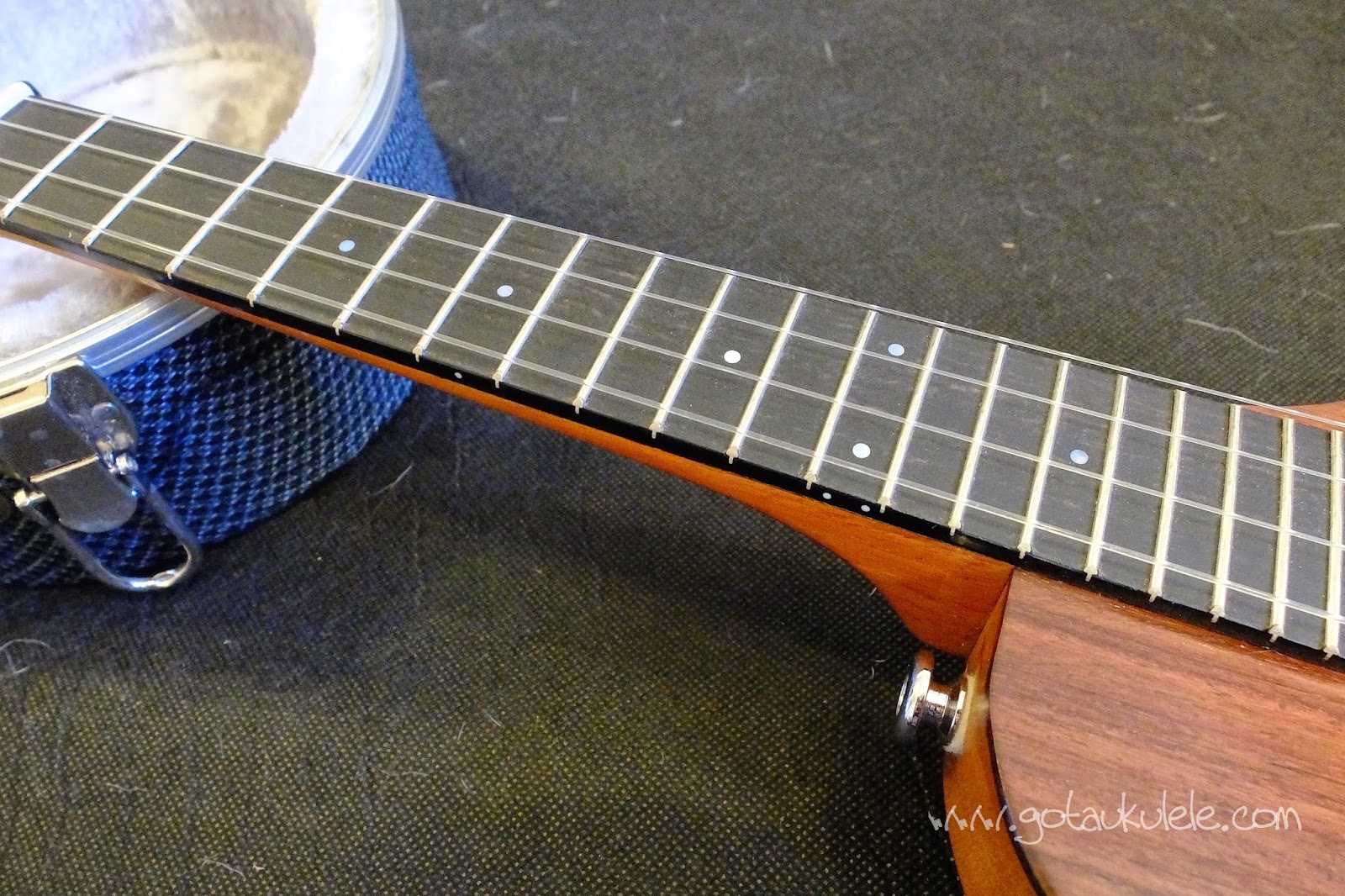 Tinguitar custom build solid electro tenor neck Tinguitar custom build solid electro tenor neck