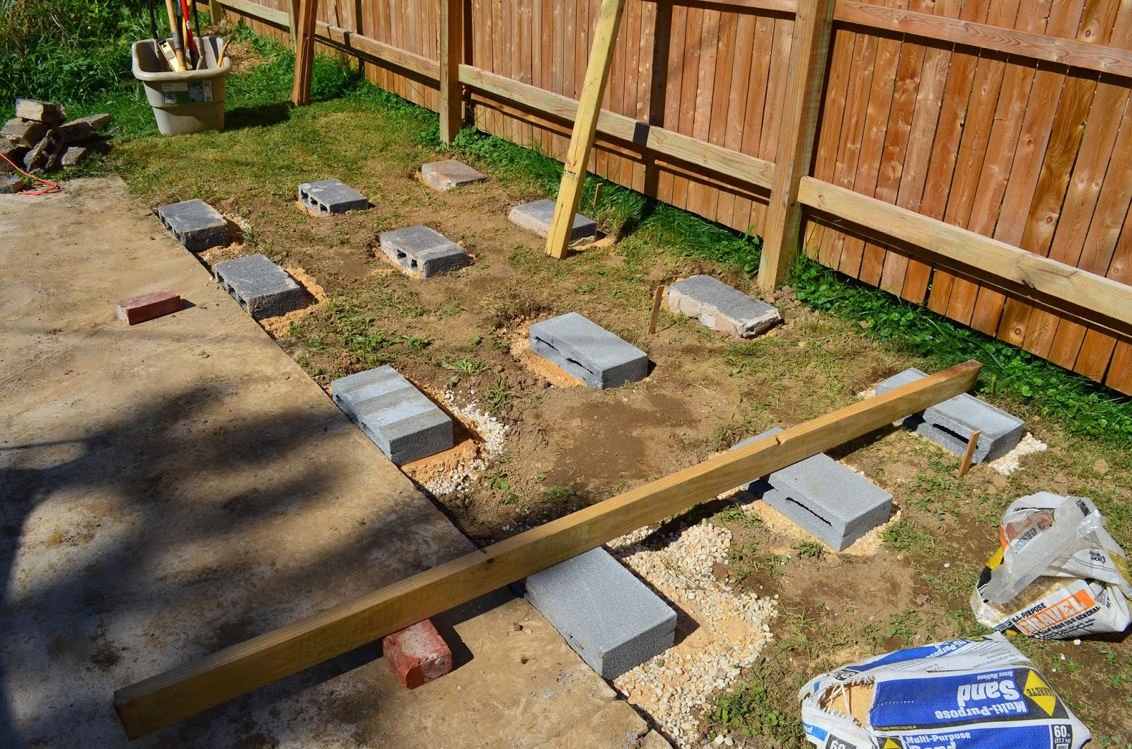 I Made This From the World Wide  Pallet Deck Day 2 Making the Base