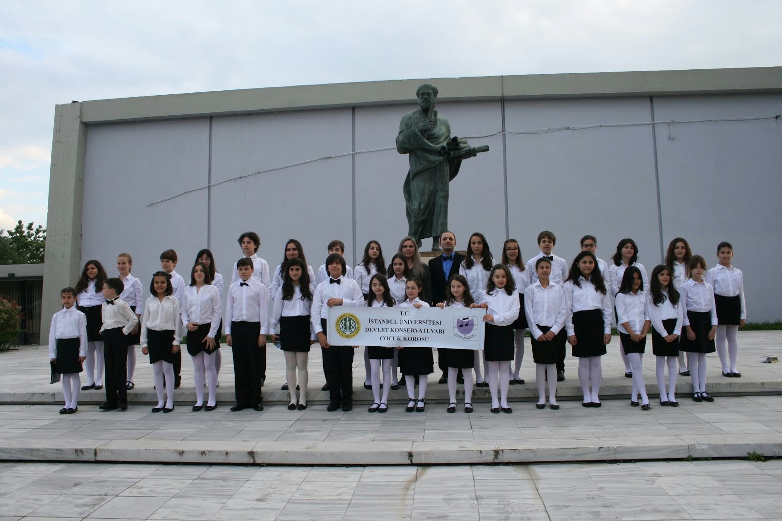 İstanbul Üniversitesi Devlet Konservatuvarı Çocuk Korosu