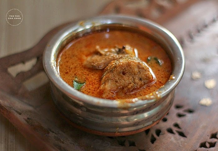 fish coconut gravy thengai meen kulambu south indian fish curry barracuda fish curry seela meen kulambu you too can cook you too can cook