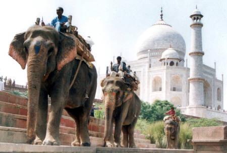 Agra Famous Places