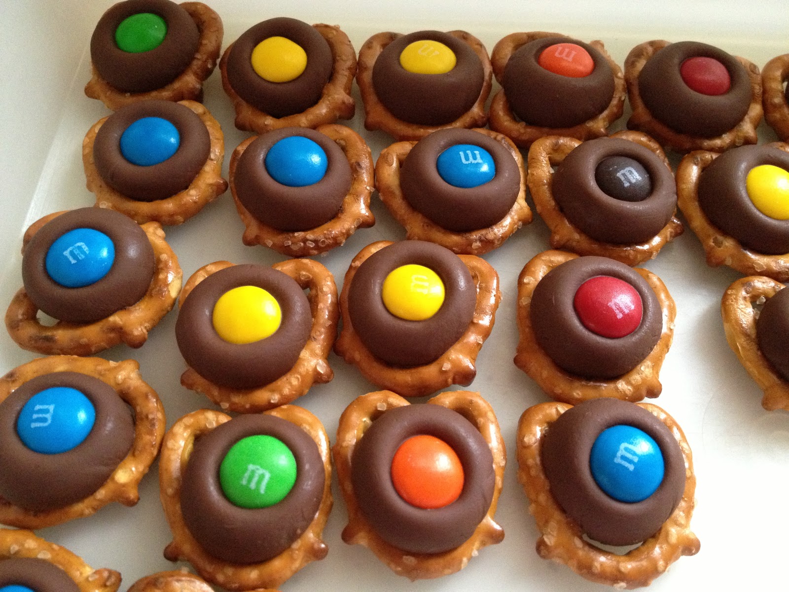 The Farmer's Wife, IN Chocolate M&M Pretzel Bites