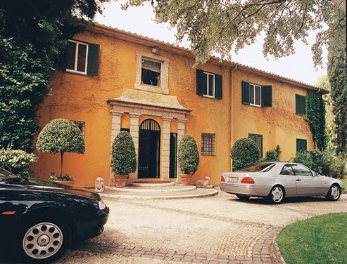 Look Inside Valentino's Extravagant Roman Home