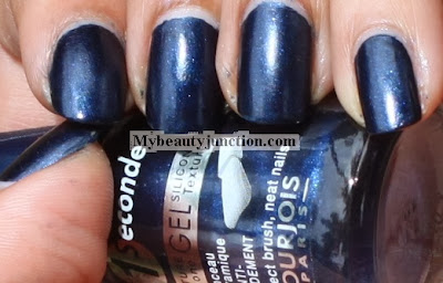 Bourjois 1 seconde silicone gel nail polish 16 Bleu Moonlight swatch and review