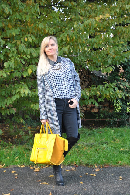 outfit jeans skinny neri come abbinare i jeans neri abbinamenti jeans neri come abbinare i jeans skinny abbinamenti jeans skinny mariafelicia magno fashion blogger colorblock by felym fashion blogger italiane fashion blogger bergamo fashion blogger milano blog di moda blogger italiane fashion bloggers italy black skinny jeans outfit how to wear black skinny jeans how to combine black skinny jeans street style look book influencer italiane 