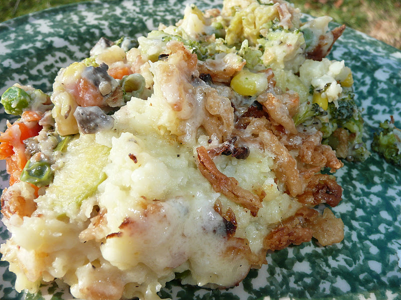 Everyday Dutch Oven Vegetarian Shepherd's Pie