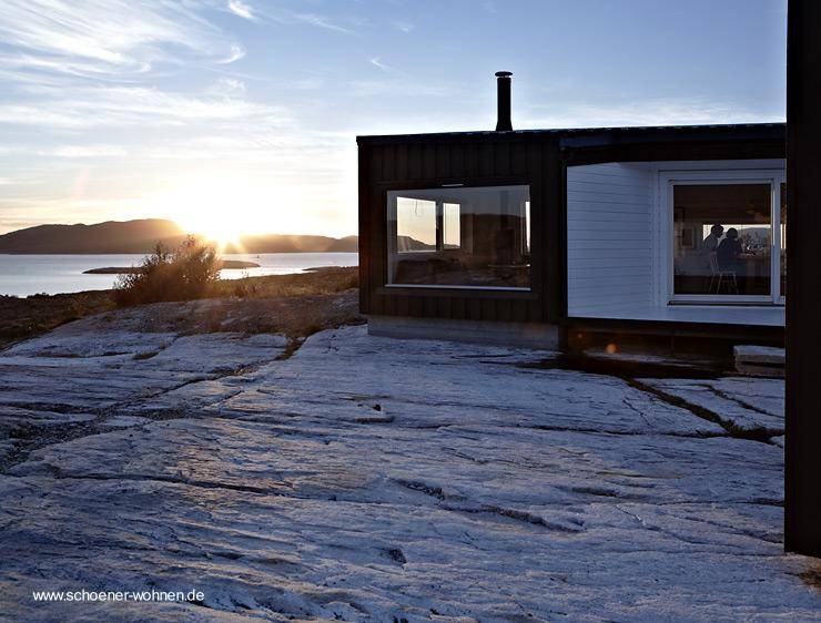 Arquitectura de casas: cabaña de madera diseño nórdico contemporáneo.