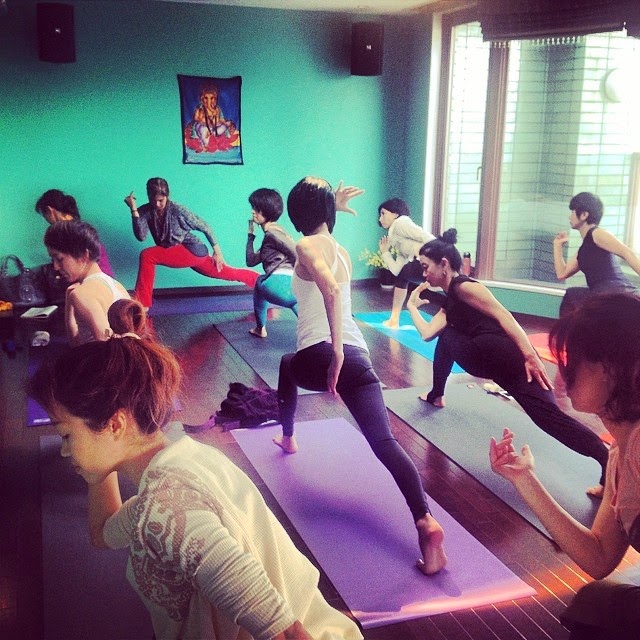 YOGA SPOT Love Live Yoga 3月 2014
