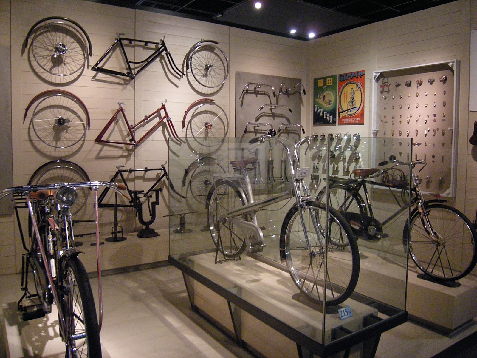 Piccolo Museo Museum Review Bicycle Exhibit In The Automobile Museum Toyota Automobile Museum 自動車博物館での自転車の展示 トヨタ博物館