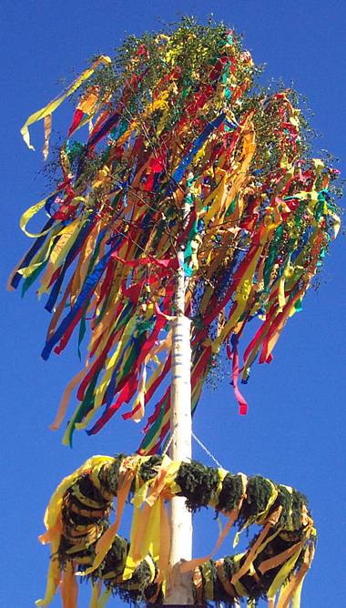 Ivy Loves Berlin Maibaum