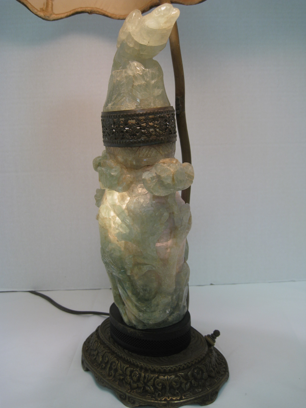 Antiques, Art, and Collectibles Asian antique carved jade lamp with