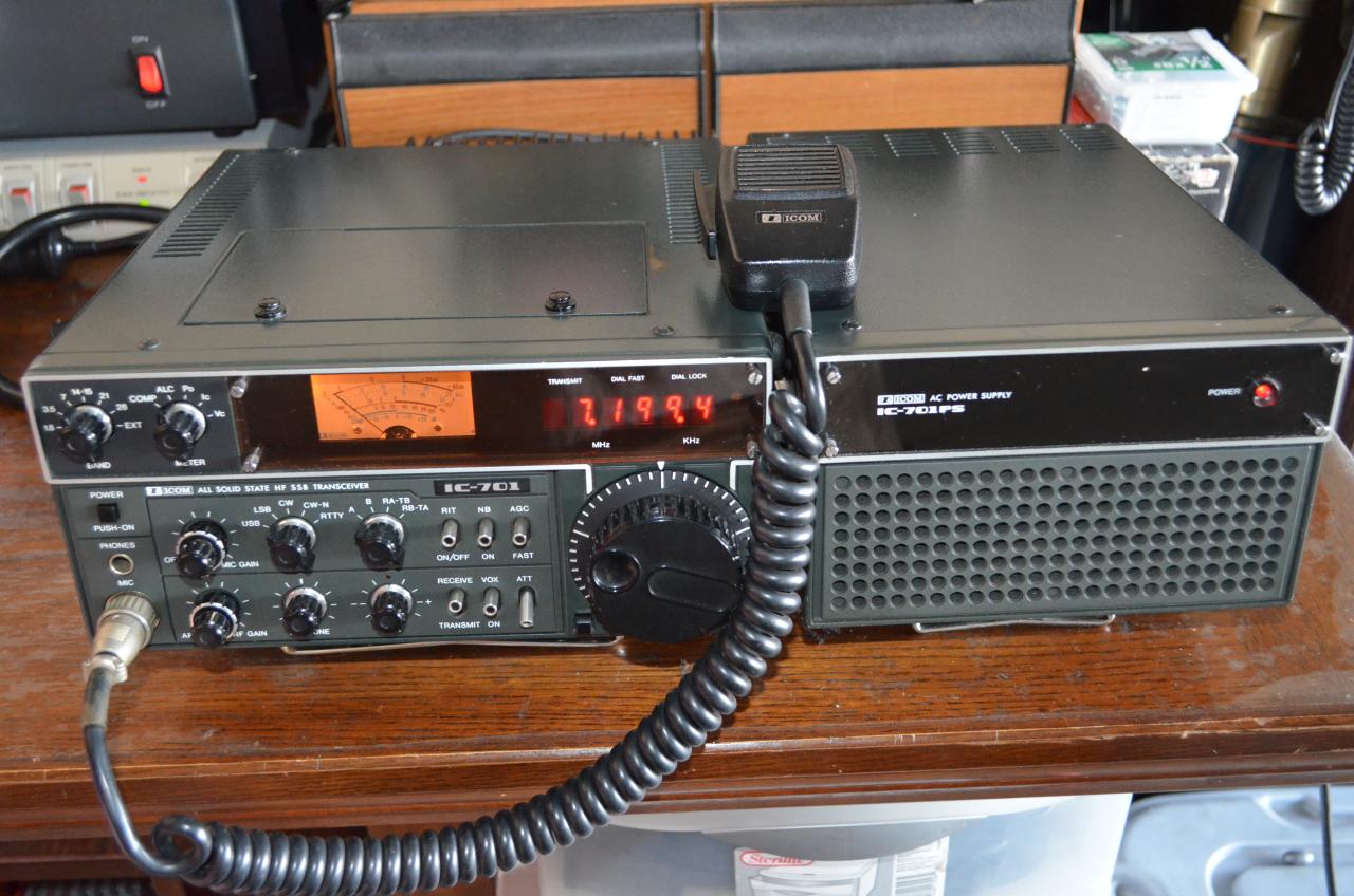IC701 Amateur HF Transceiver Pioneer Clup Turkiye
