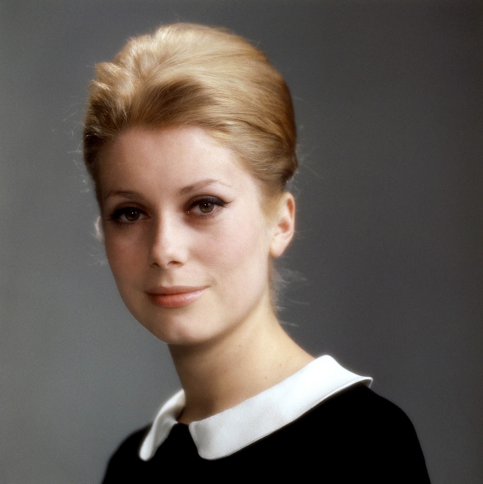 http://2.bp.blogspot.com/-Yy3Y4t__2nM/Tr6UegsLWxI/AAAAAAAAAgQ/RVhQCllipdg/s1600/Annex+-+Deneuve%252C+Catherine_05.jpg