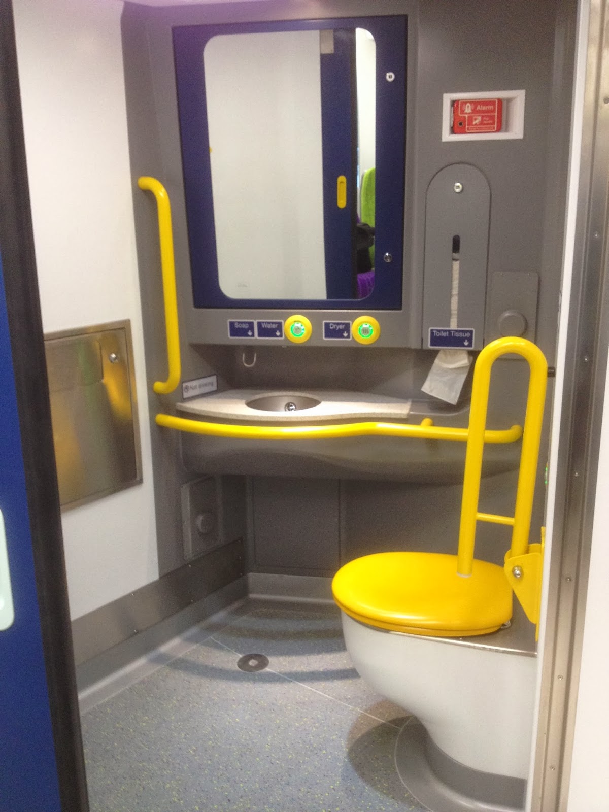 Manningtree Rail Users Association Class 321 Demonstrator