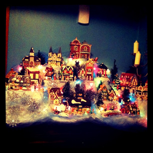 3 mommies Dreaming of Christmas