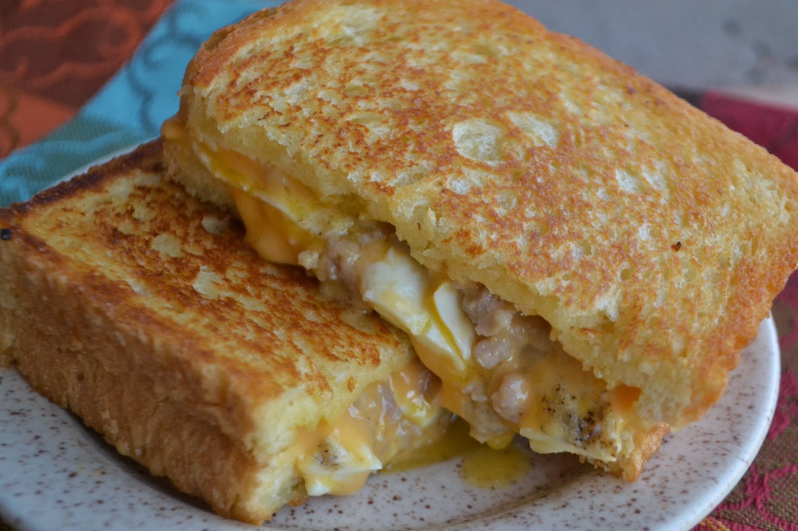 7kidsathome Grilled Cheese, Sausage and Fried Egg Breakfast Sandwich