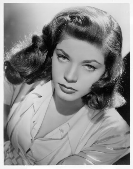 This is What Lauren Bacall Looked Like  in 1943 
