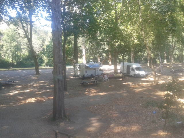 Zona para campismo e caravanismo Zona para campismo e caravanismo