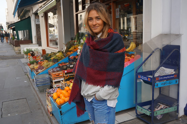 La grosse echarpe chloeschlothes- london charge