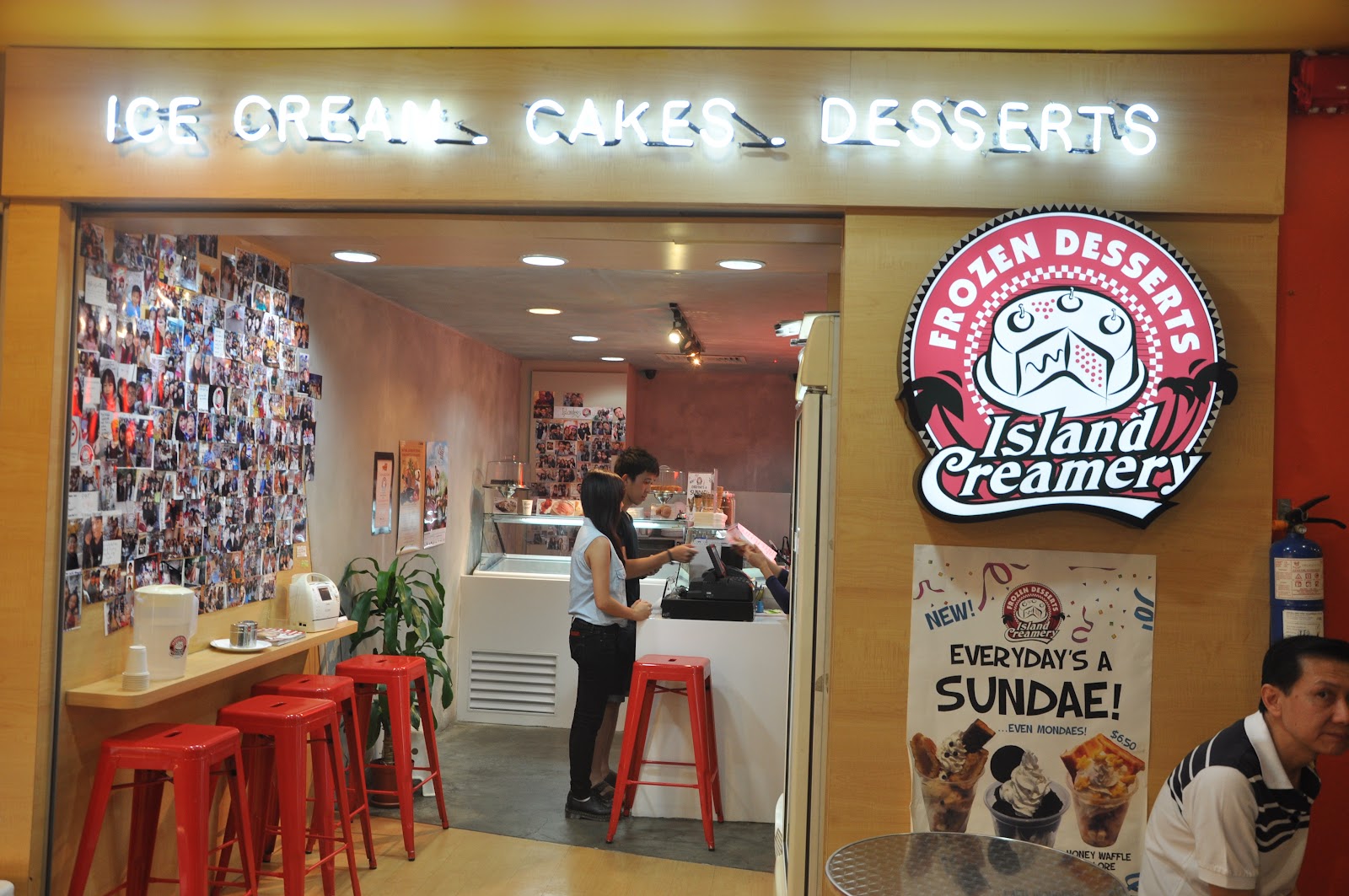 Island Creamery Holland Village Desserts & Pâtisserie