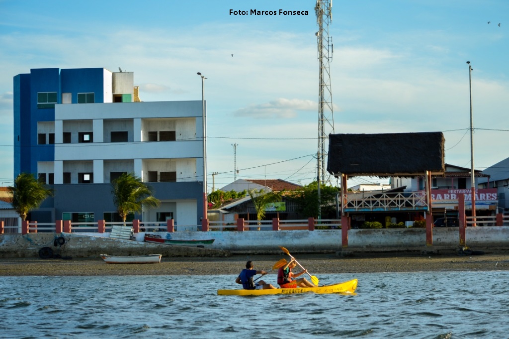 Orla da Praia Aratuá