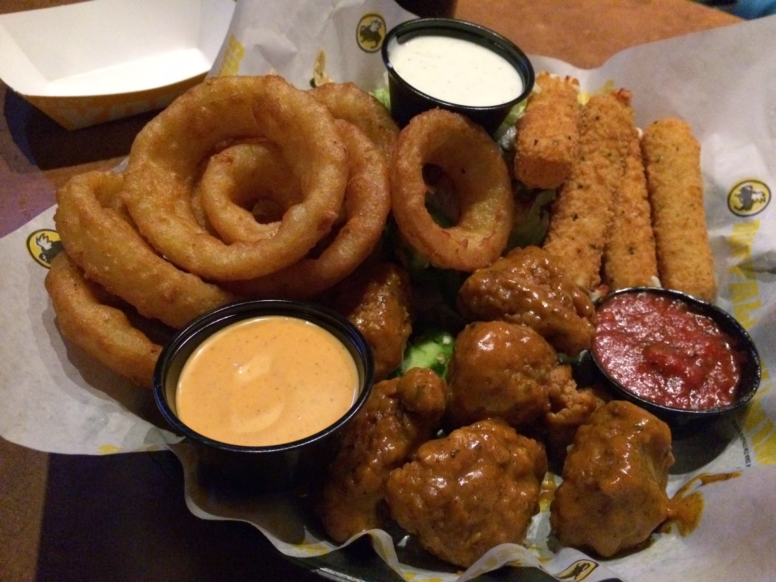 Mozzarella Sticks From Buffalo Wild Wings / バッファローワイルドウィングスのモッツァレラスティック