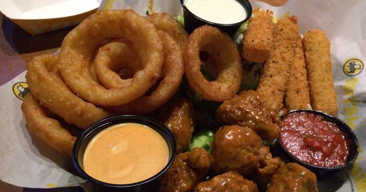 Mozzarella Sticks From Buffalo Wild Wings / バッファローワイルドウィングスのモッツァレラスティック