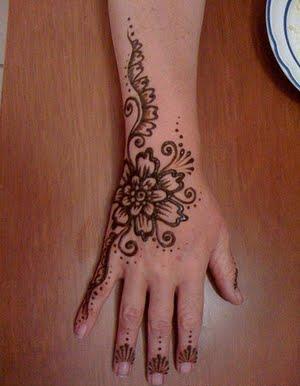 Mehendi Simple Design
