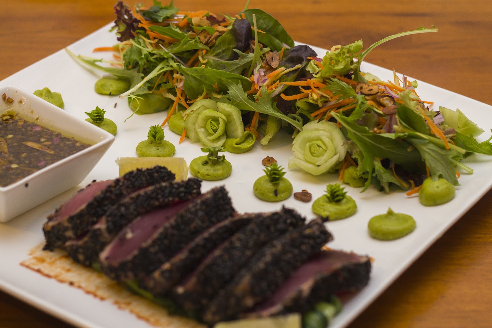 tastes like yum Tuna Tataki